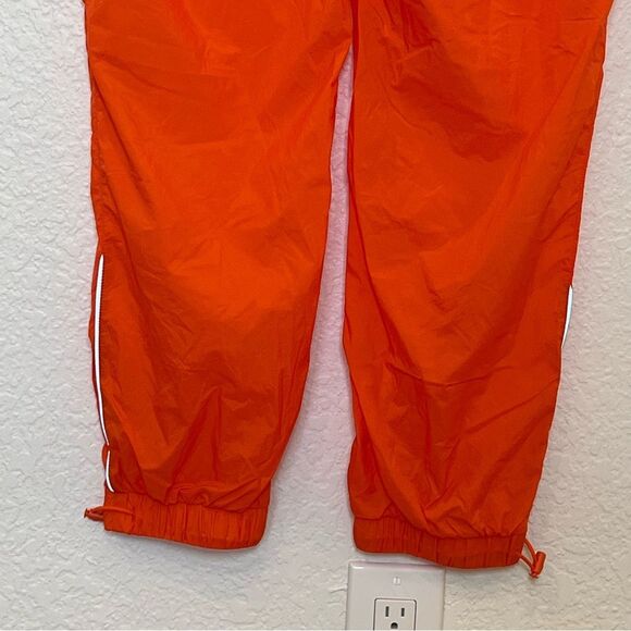 Fabletics Ultra High Waisted Piped Nylon Pant NWT! in Passion Orange size XS - Picture 11 of 14